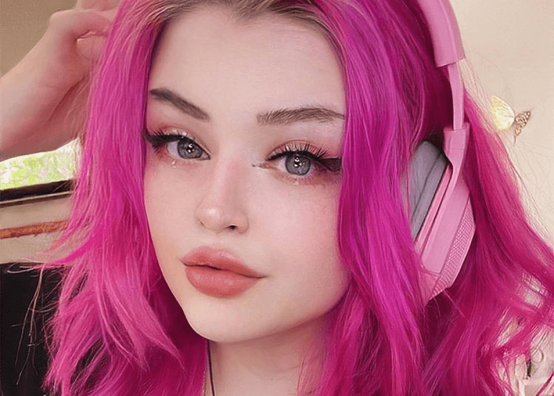 Brightly bejeweled egirl makeup - abbieeuw