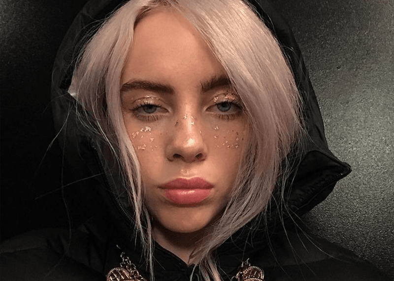Rich with gold egirl makeup - billieeilish