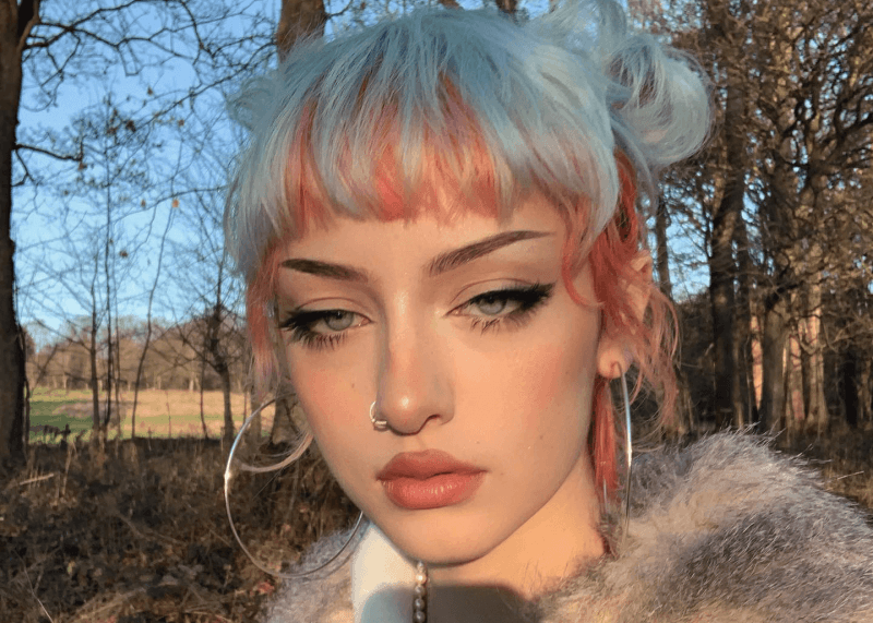 9 Egirl Eyeliner Styles and How to do Them