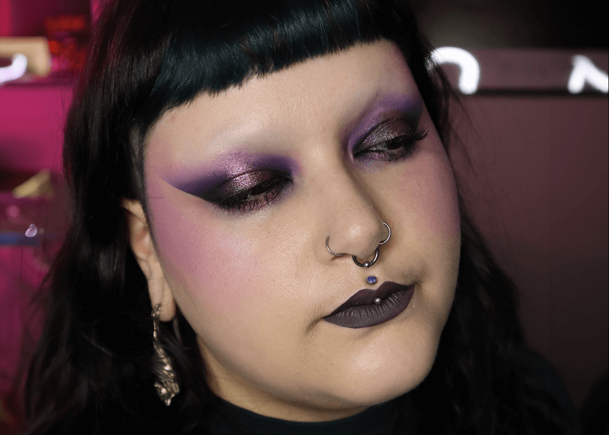 Alt Look Purple Eyeshadow