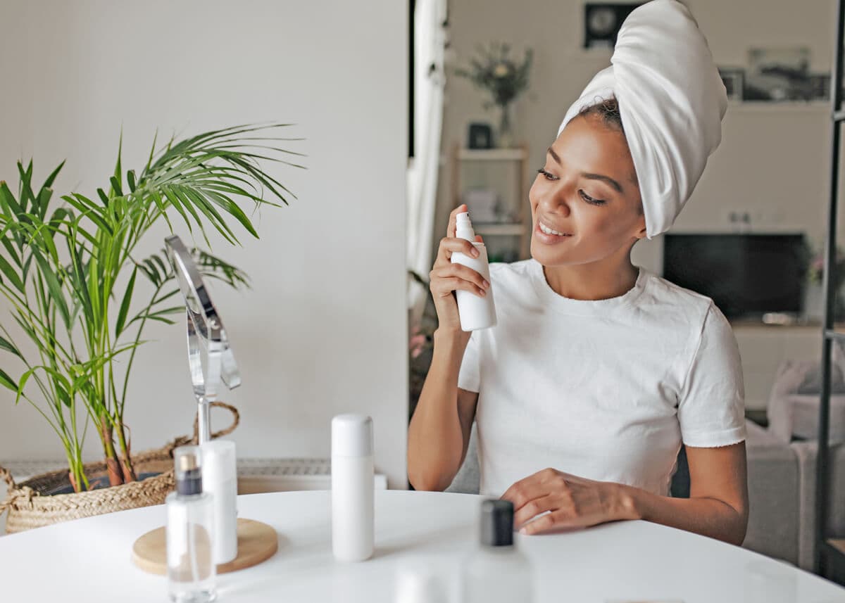 Best Drug Store Setting Sprays Featured Image