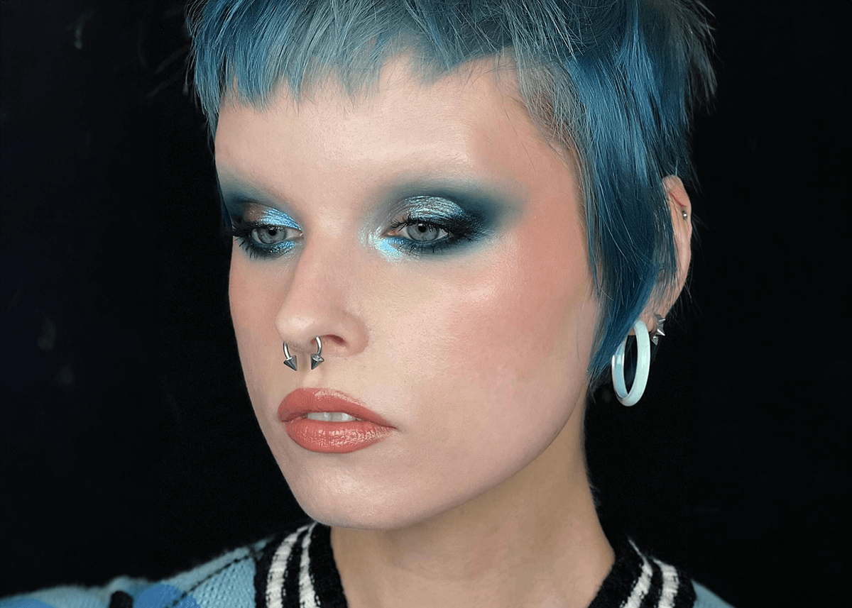 Blended Metallic Blue and Green Makeup