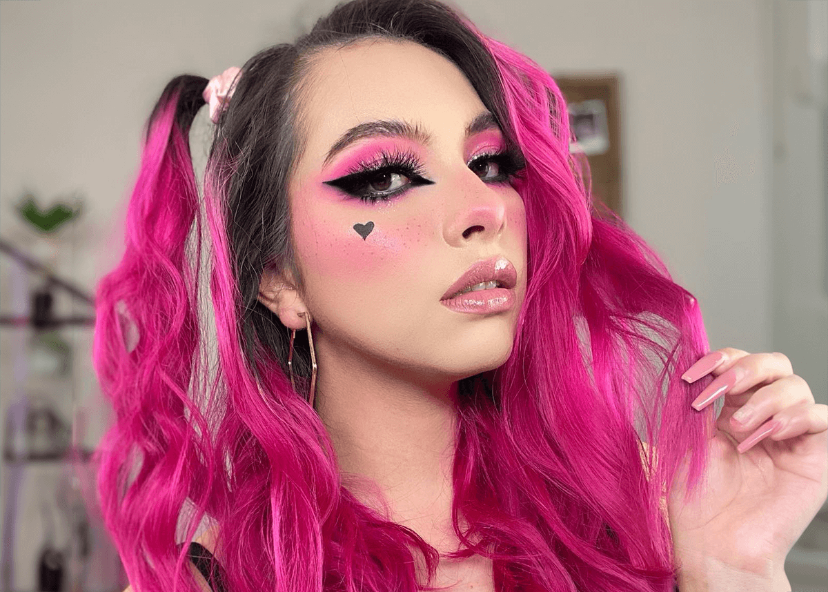 Sexy Hot Pink Egirl BritanyRaquell