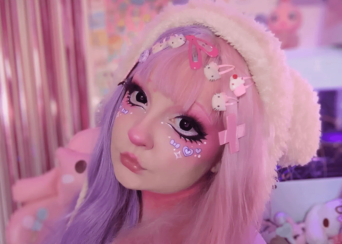 A kawaii girl with a cute look and natural lashes