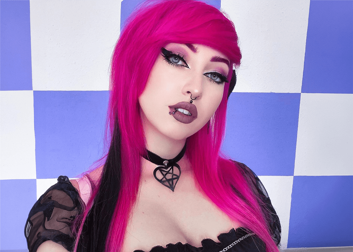 Goth with pastel colors
